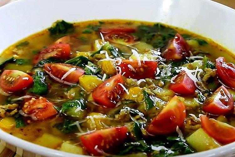 Овочевий суп зі шпинатом