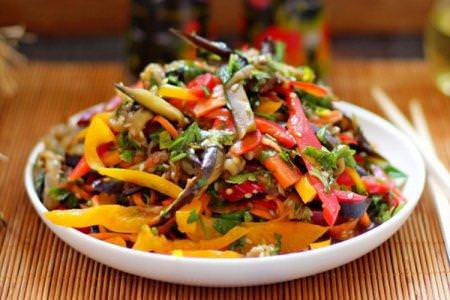 20 корейських салатів для любителів гостренького