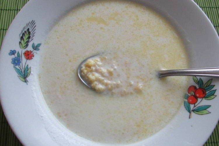 Молочний суп з пшоном