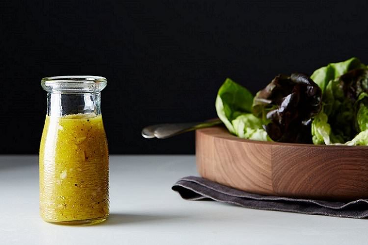 Заправка з бальзамічним оцтом для грецького салату