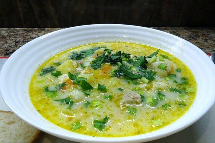 Сирний суп з капустою