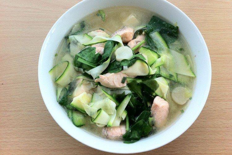 Рибний суп з кабачками