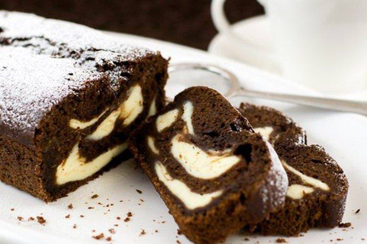 Шоколадно-сирний кекс у духовці