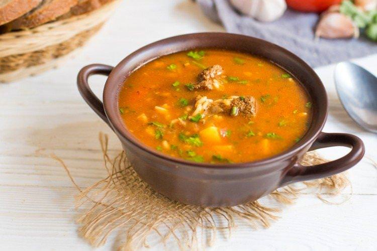Суп харчо з картоплею - рецепти в домашніх умовах