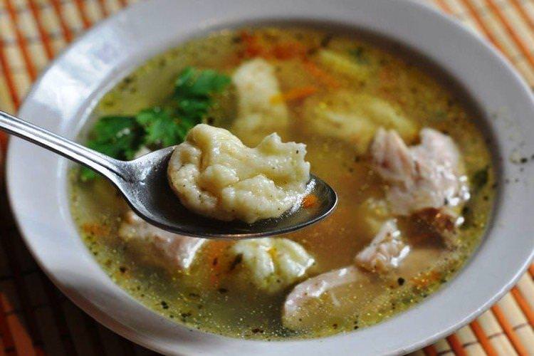 Суп із сиром та галушками - рецепт супу із плавлених сирків