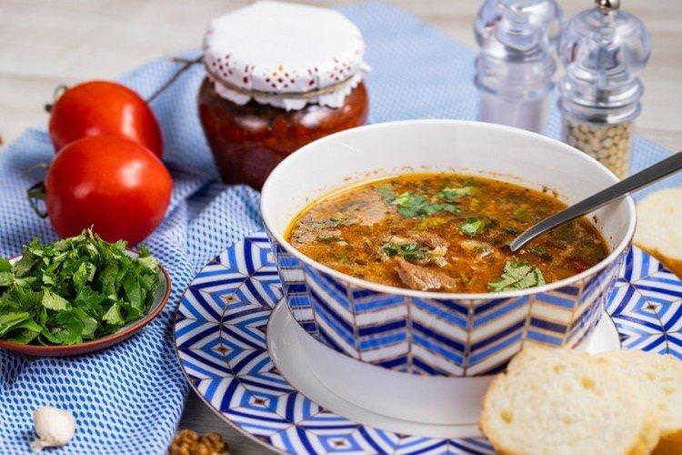 Суп харчо з перловкою - рецепти в домашніх умовах
