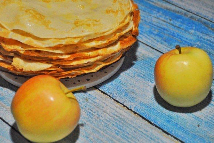 Млинці «Яблуневий сад» - Що приготувати з яблук рецепти
