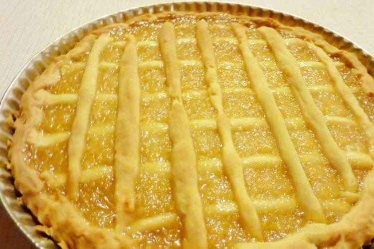 Відкритий лимонний пиріг без яєць - рецепти