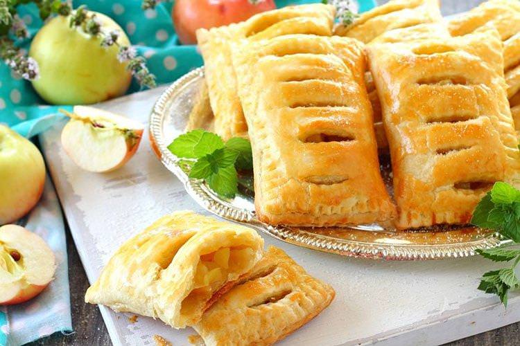 Шаровані пиріжки з яблуками - рецепти