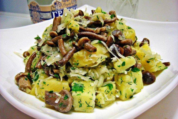 Ситний салат з грибами та капустою - рецепти