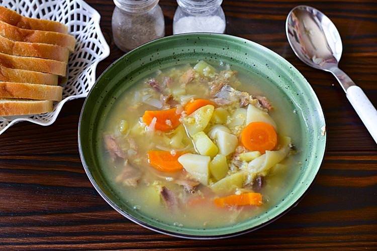 Рибний суп із консервованої горбуші з пшоном - рецепти