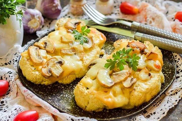 Сендвічі з цвітної капусти з грибами та сиром у духовці - рецепти