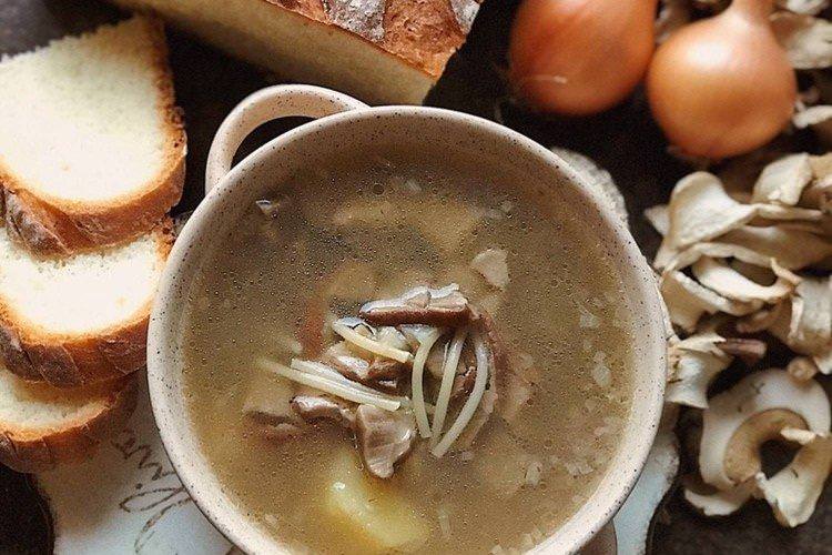 Грибний суп з білих грибів з вермішелью - рецепти