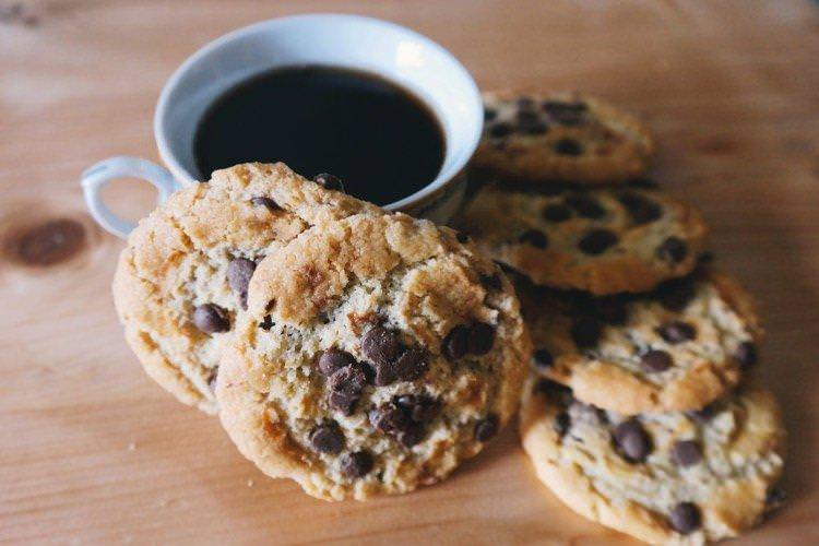 Печіво з шоколадними краплями - домашнє печиво прості та смачні рецепти