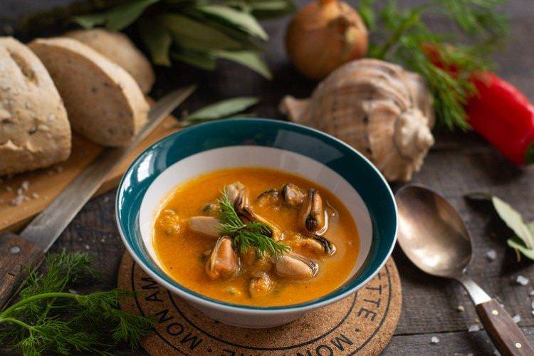 Суп з мідіями - рецепти супів на кожен день