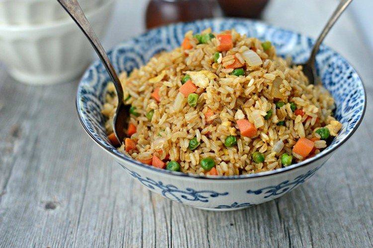 Рис з яйцем по-китайськи - Страви з рису рецепти