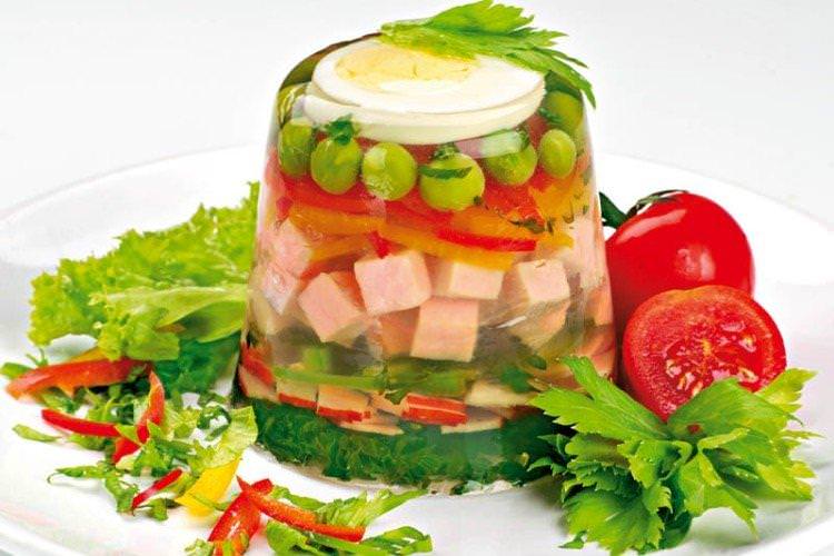 Овочевий салат-желе - Прості та смачні салати на всі випадки життя