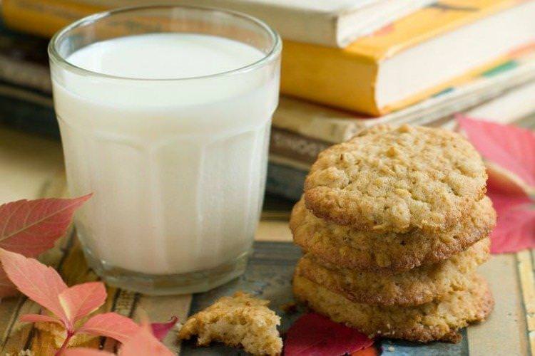 Швидке печиво з молоком - Вечеря за 15 хвилин рецепти