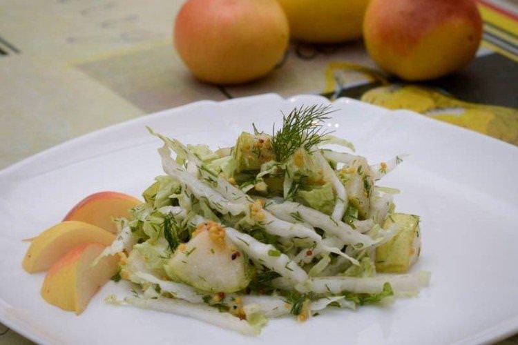 Салат з пекінської капусти з грушею - Новорічні салати без майонезу рецепти