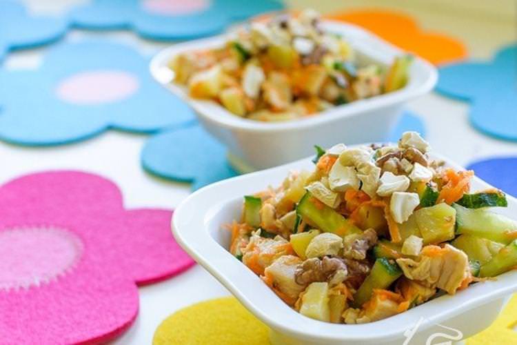 Салат з куркою та картоплею - Салати без майонезу рецепти