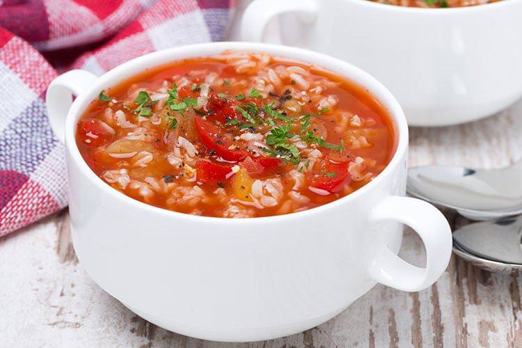 Томатний суп з овочами - рецепти
