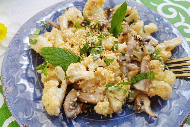 Овочевий салат з грибами та оливками - рецепти