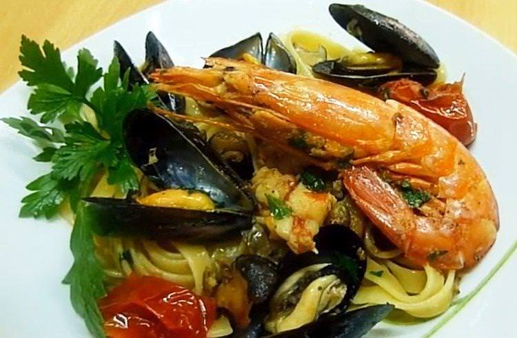 Італійська паста з морепродуктами - рецепт покроково з фото