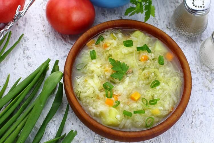 Рисовий суп з капустою