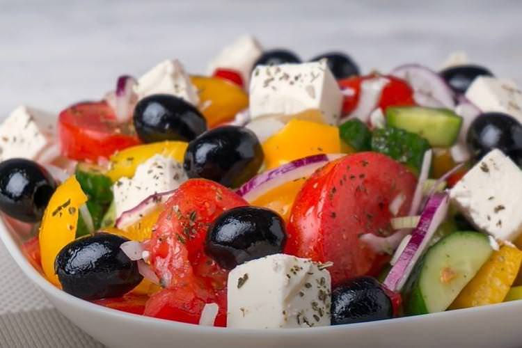 Грецький салат - класичний рецепт покроково з фото