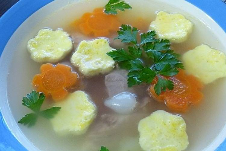Дієтичний суп з омлетом - рецепти