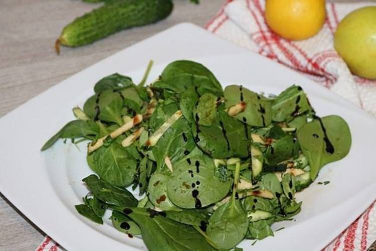 Дієтичний зелений салат - рецепти