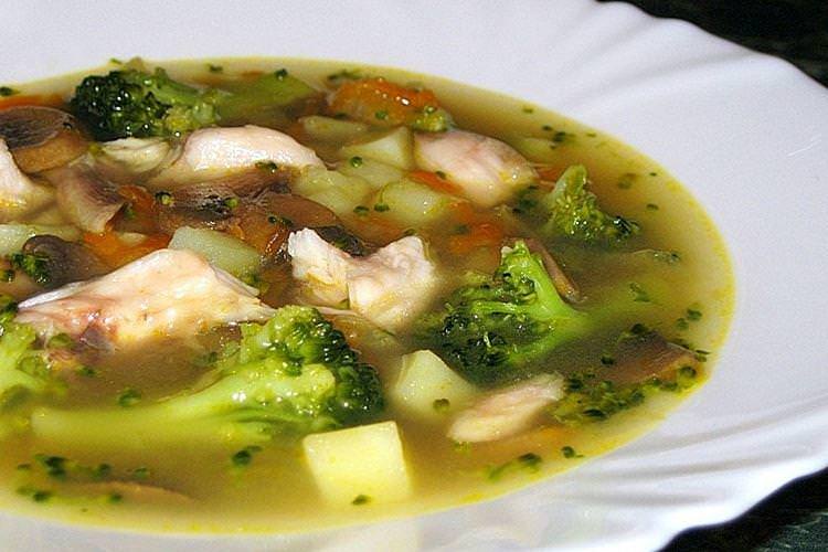 Дієтичний суп з капустою та морепродуктами - рецепти