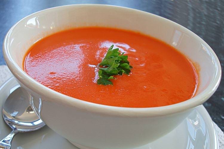 Дієтичний томатний суп-пюре - рецепти