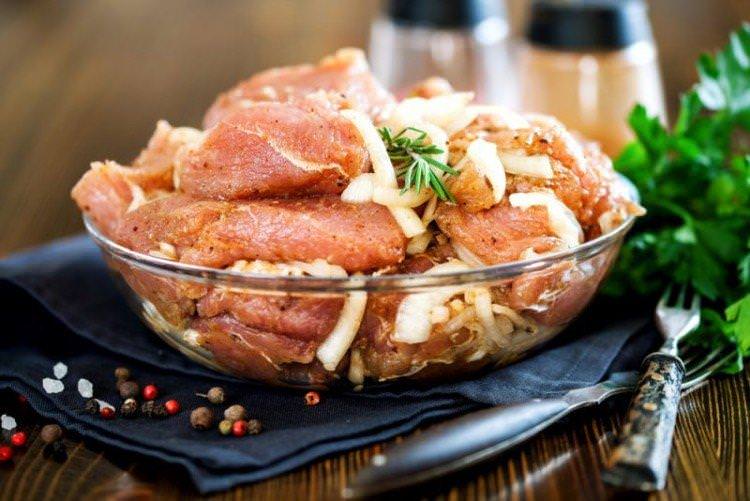 Маринад для шашлику зі свинини з цибулею - рецепти