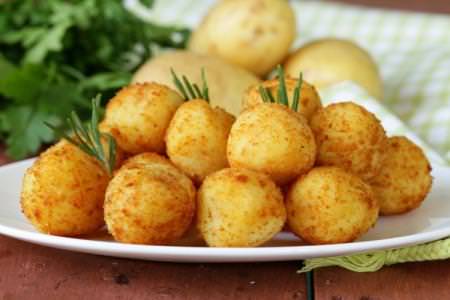 Що приготувати з картоплі: 20 швидких та смачних рецептів