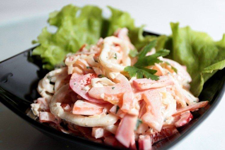 Швидкий салат із кальмарами - рецепти