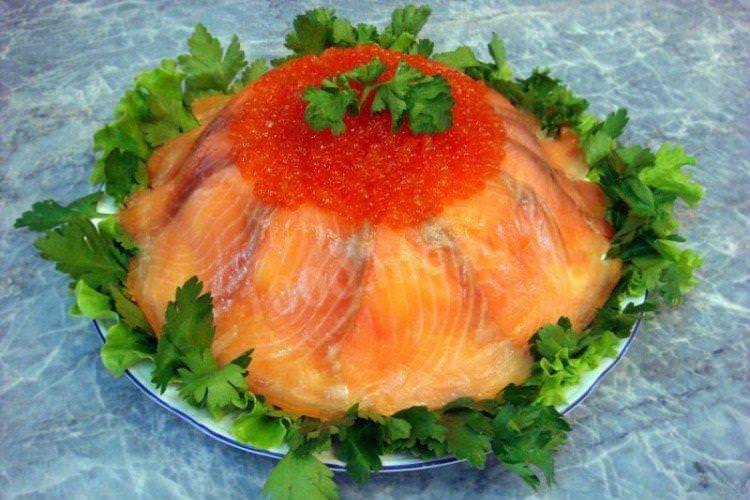 Салат із морепродуктів на святковий стіл - рецепти