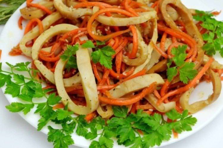 Салат з корейською морквою та копченими морепродуктами - рецепти