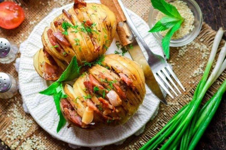 Картопля гармошкою - Що приготувати дитині на вечерю