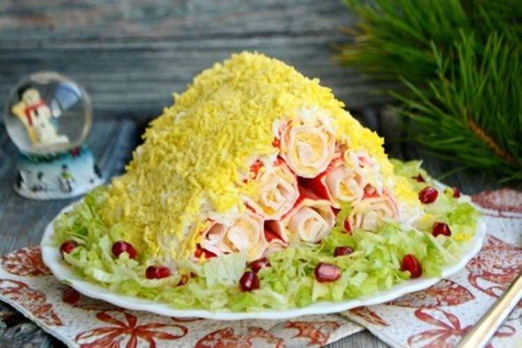 Салат з крабовими паличками «Монастирська хата» - рецепти