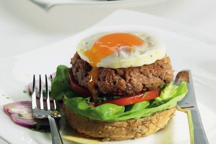 Гамбургер з соусом тартар - Рецепт як зробити в домашніх умовах