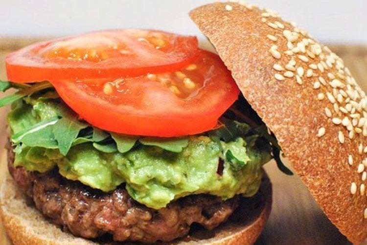 Гамбургер з гуакамоле - Рецепт як зробити в домашніх умовах