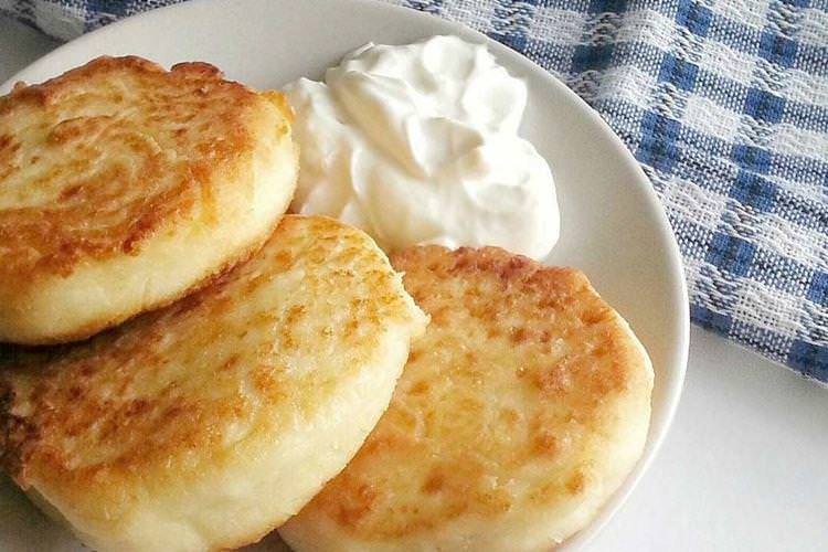 Сирники з картоплею - Рецепти сирників з сиру на сковороді