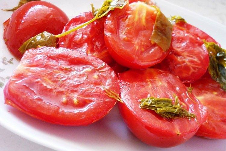Швидкий рецепт маринованих помідорів
