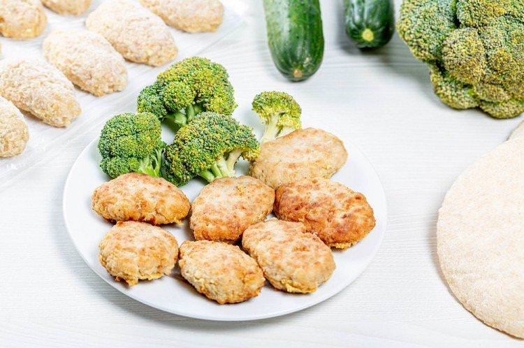 Котлети з броколі - вечеря на швидку руку рецепти з простих продуктів