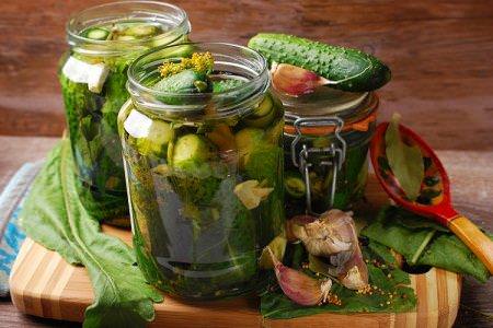 20 рецептів смачних та хрумких огірків на зиму