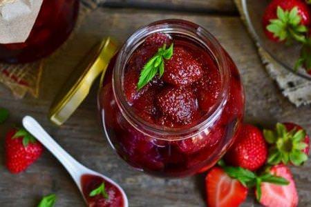 20 рецептів найсмачнішого варення з полуниці